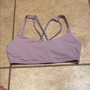 Lululemon free to be bra size 6